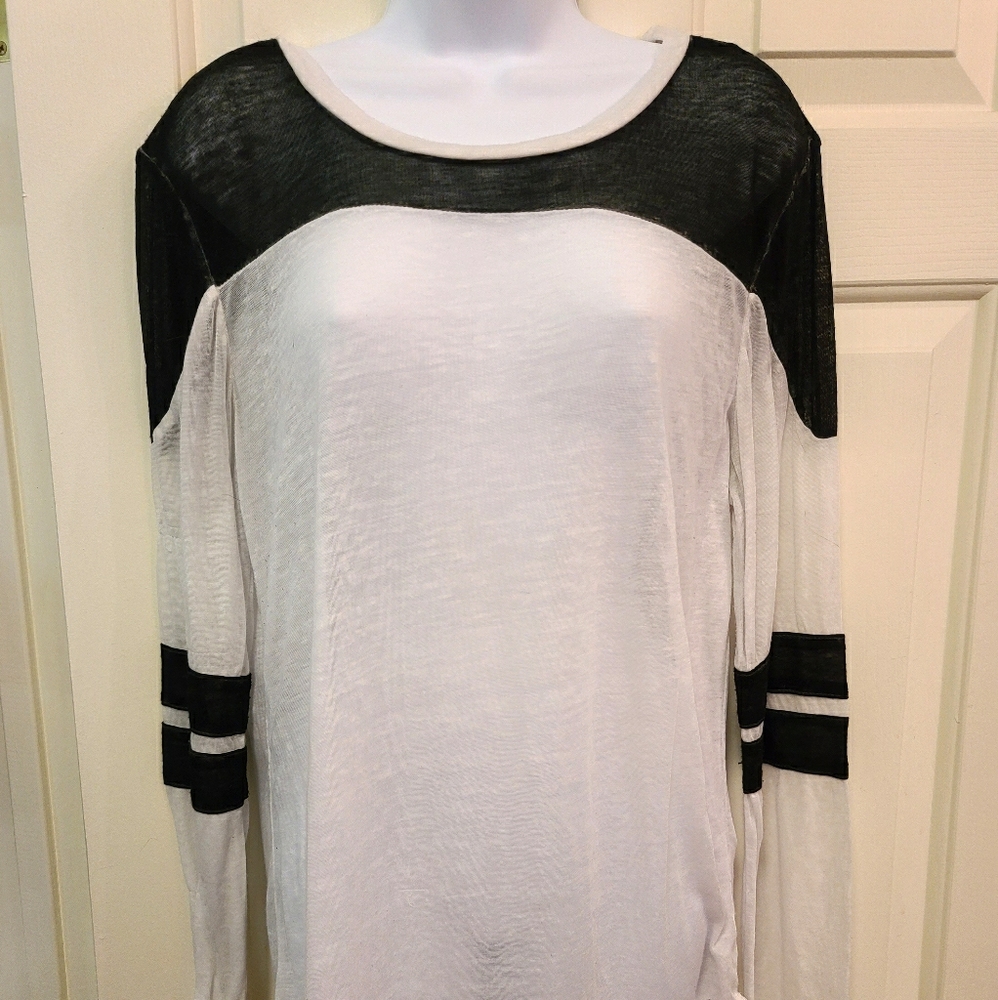 4/$20 Long Sleeve Top